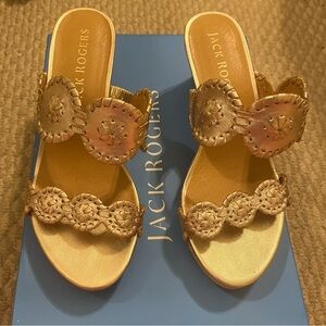 EUC Size 6 Gold Jack Rogers Wedges - Lauren Mid Wedge Style